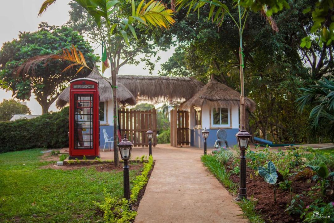 Village Noah Yaoundé 外观 照片