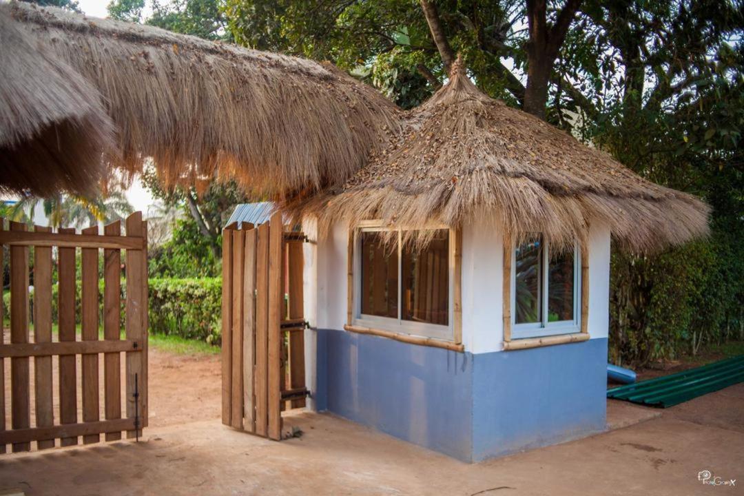 Village Noah Yaoundé 外观 照片