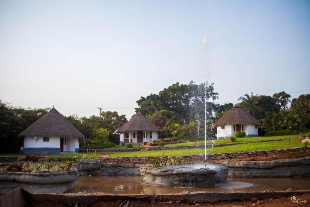 Village Noah Yaoundé 外观 照片